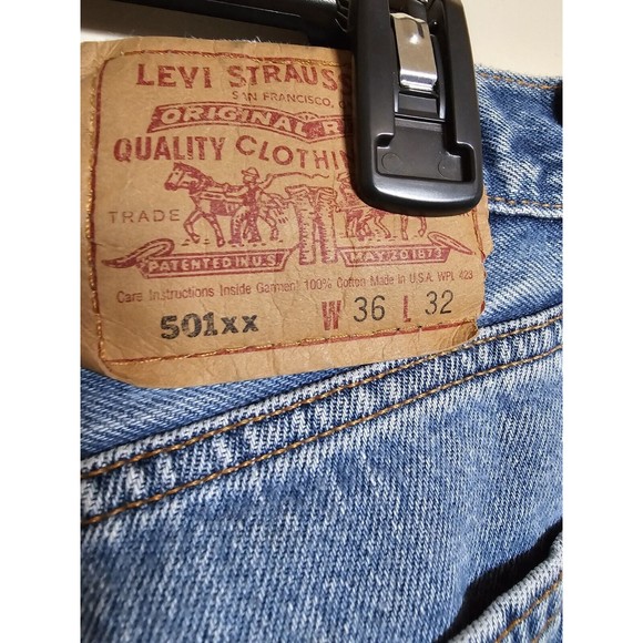 Vintage Levi’s 501 XX Distressed Faded Jeans Denim Made in USA 90s Size 36x32 - Picture 7 of 9